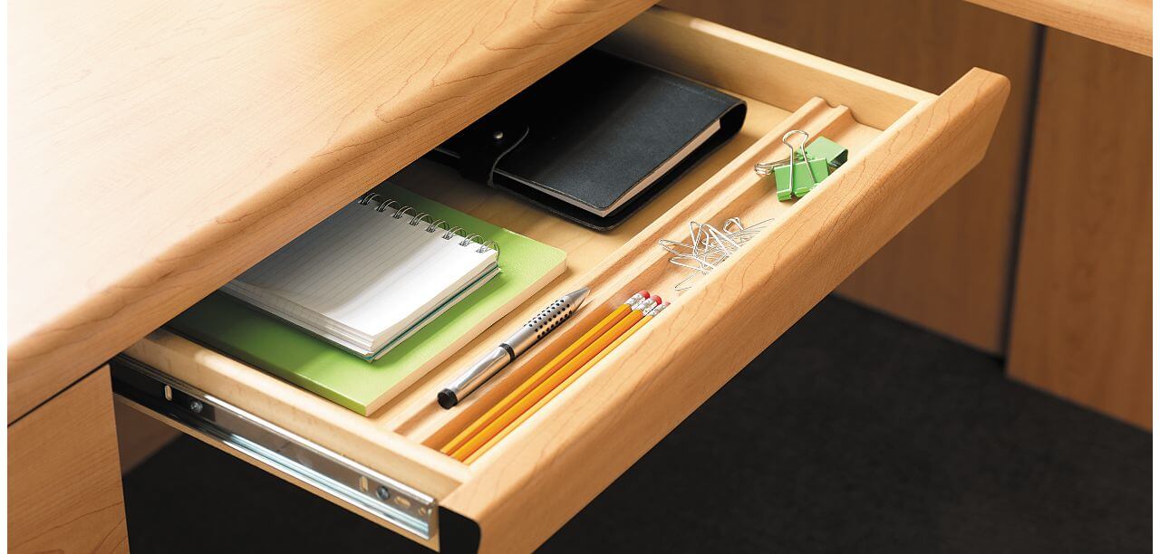 How To Make A Keyboard Tray Out Of A Desk Drawer Techsmartest Com