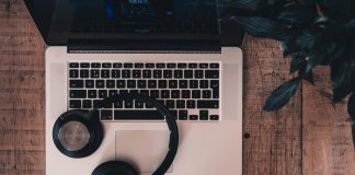 How to Connect Bluetooth Headphones to MacBook Pro How to Connect Bluetooth Headphones to MacBook Pro