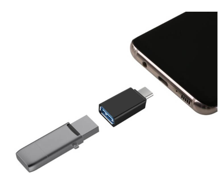 Connect a USB stick with the Android smartphone
