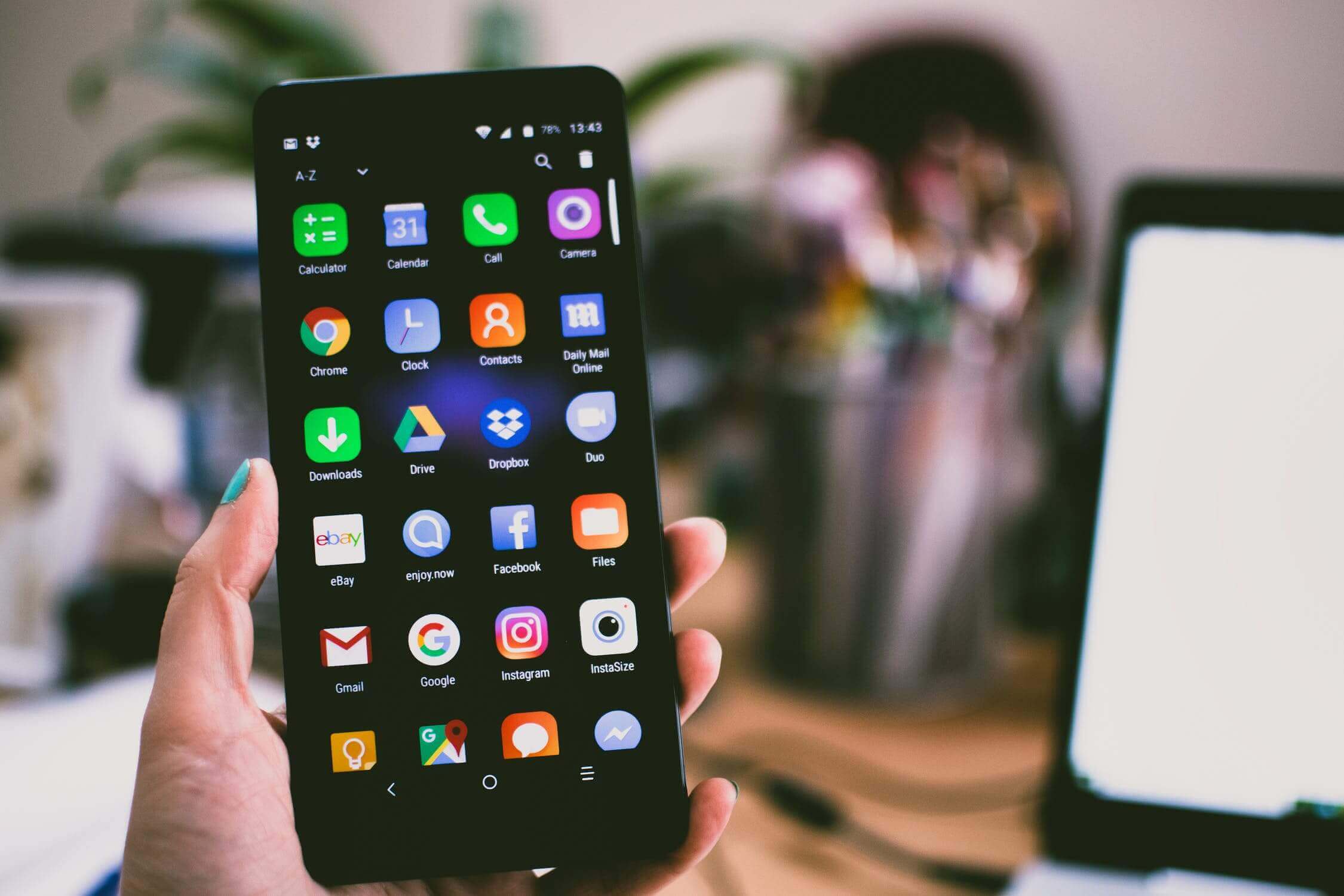 How to Send Apps on another Android Phone