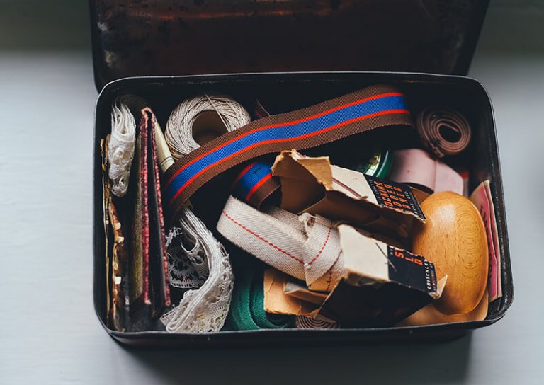 How To Choose The Right Storage Box For Your Belongings