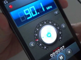 List of smartphones that have FM radio Why are there smartphones without FM radio