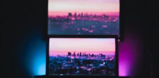 How to Connect PC to Samsung Smart TV (With and Without Wi-Fi) How to Connect PC to Samsung Smart TV