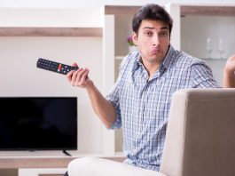 7 Ways to Solve Hisense TV Turning off by Itself Issue Hisense TV Keeps Turning Off