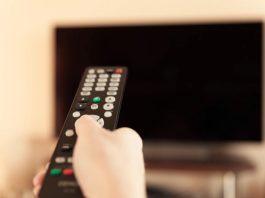 5 Reasons LG TV Turns On But No Picture or Sound LG TV Turns On But No Picture or Sound