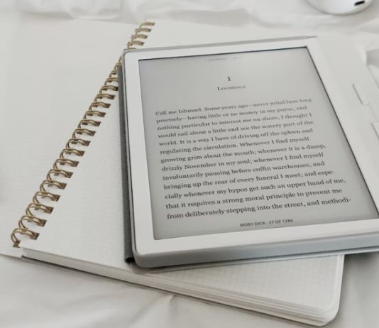 Pros and cons of using e books