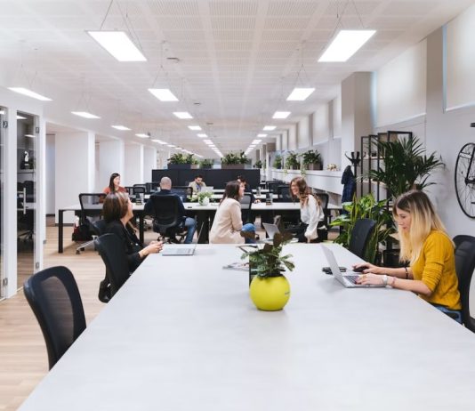 How the Smart Office Is Transforming the Workplace