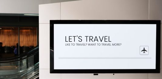 Digital Signage in the Modern Smart Home Digital Signage in the Modern Smart Home